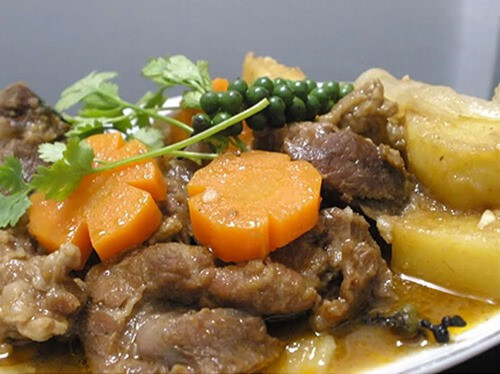 Tự làm gân bò hầm đu đủ ngon đúng vị 